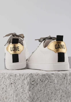 Bons baisers Betty Love Gang Online
