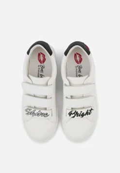Bons baisers Edith Shine Bright Online