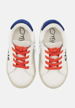 Bons baisers Mini Simone Online