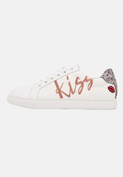 Bons baisers Simone Online